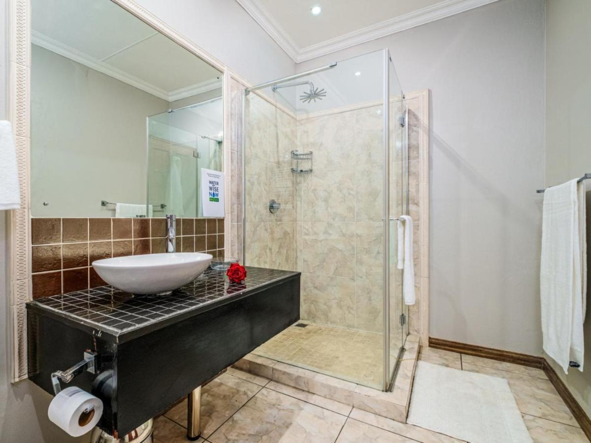 Hurlingham House Guest House Johannesbourg Extérieur photo